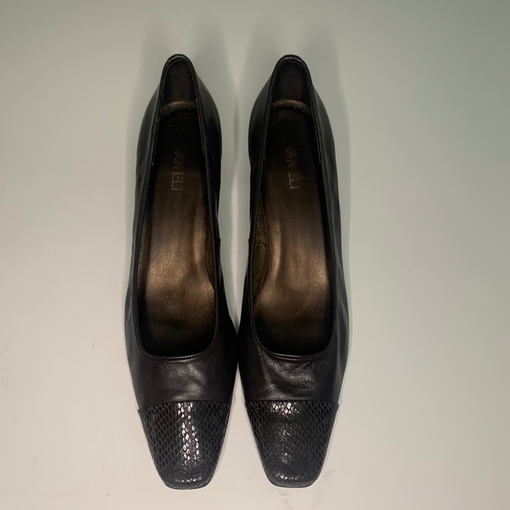 Vaneli Brown Heels, 11 2A